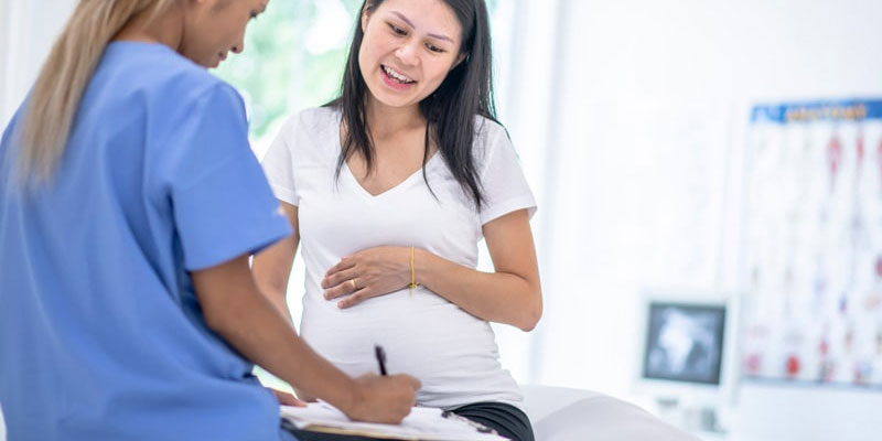 Obstetrician in Colaba - Dr. Aditi Pophale